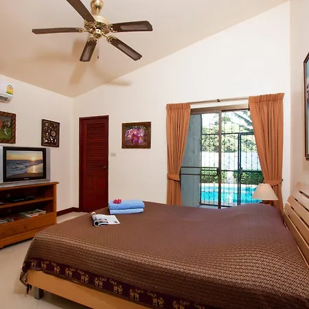 Nai Mueang Noi Villa